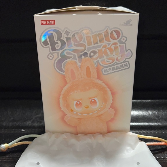 LOYALTY ~ BIG INTO ENERGY ~ POPMART ~ AUTHENTIC - Picture 5 of 6